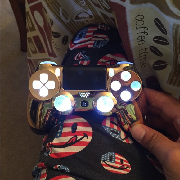 Ps4 controller custom - Picture 4 of 8